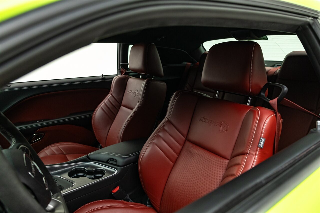 2023 Dodge Challenger SRT Hellcat Redeye Jailbr   - Photo 2 - Springfield, MO 65802