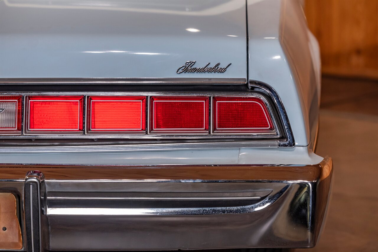 1976 Ford Thunderbird - Photo 31 - Springfield, MO 65802