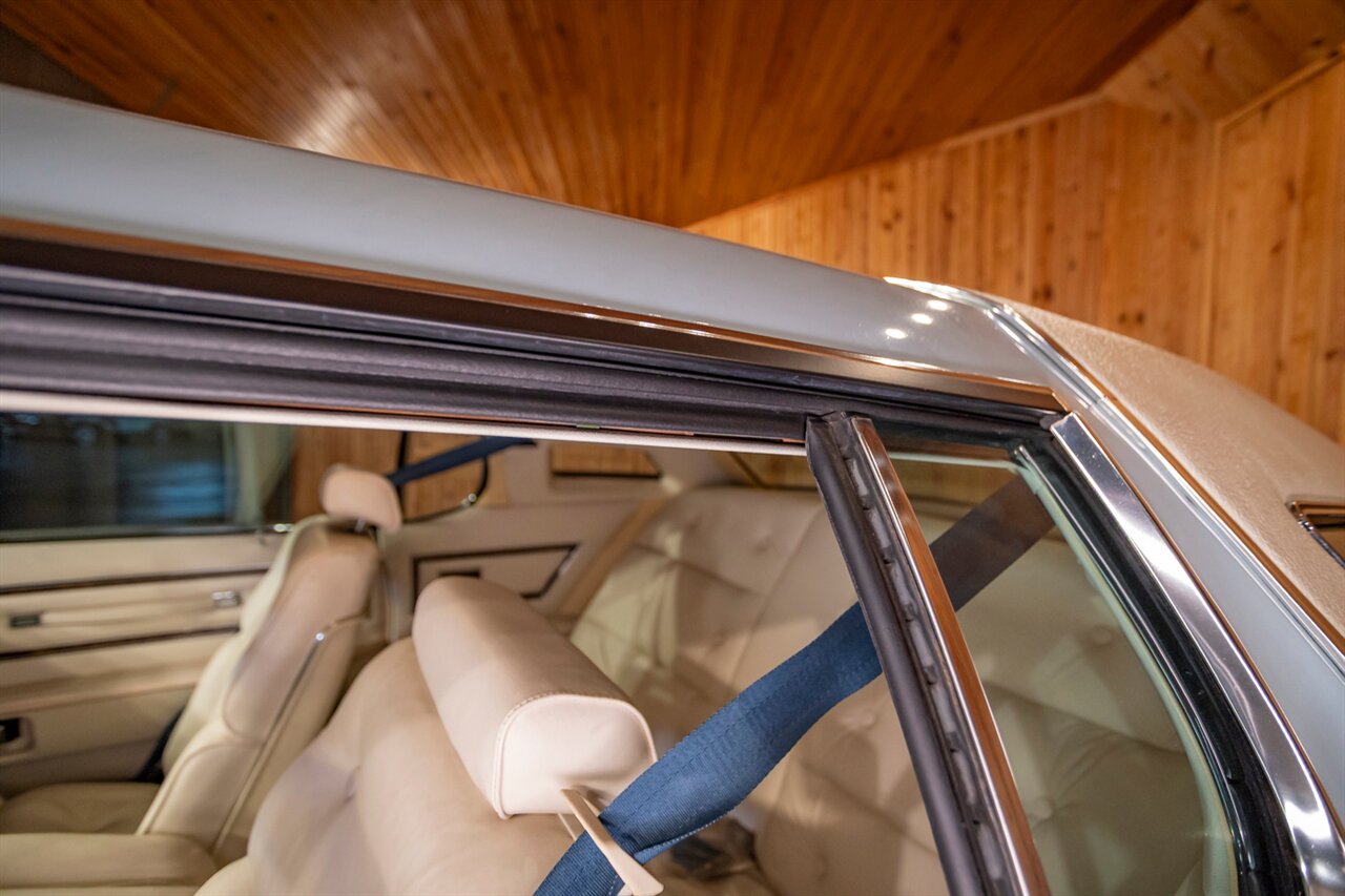 1976 Ford Thunderbird - Photo 91 - Springfield, MO 65802