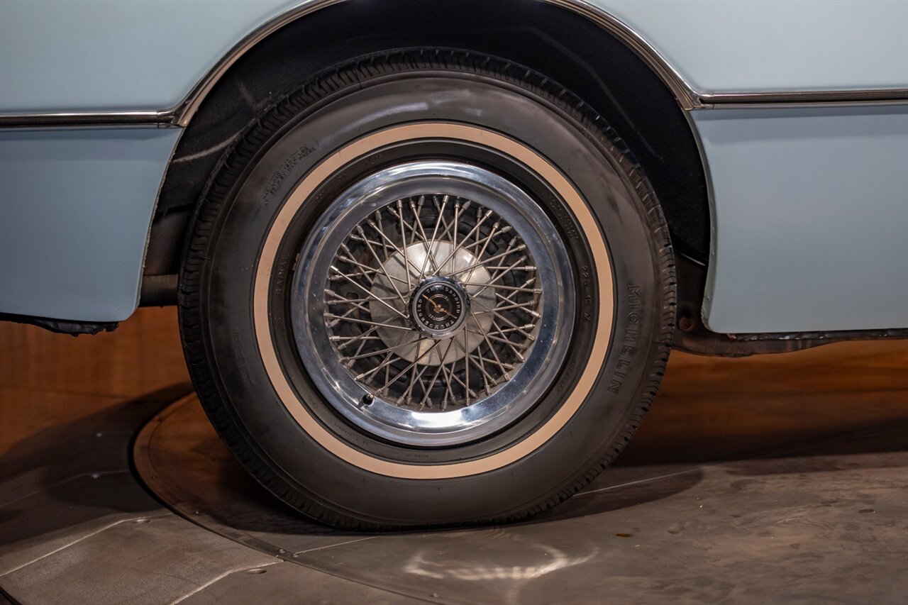 1976 Ford Thunderbird - Photo 36 - Springfield, MO 65802