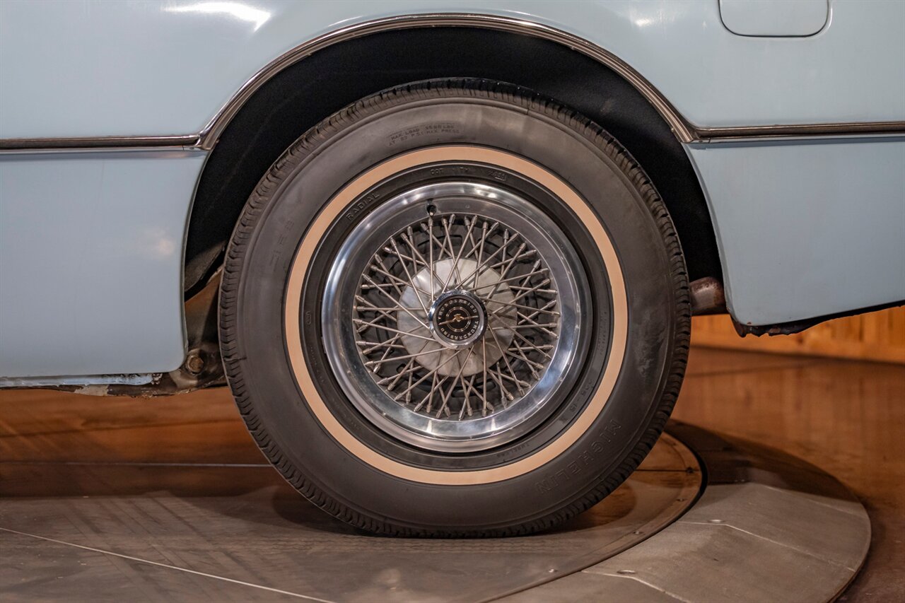 1976 Ford Thunderbird - Photo 27 - Springfield, MO 65802