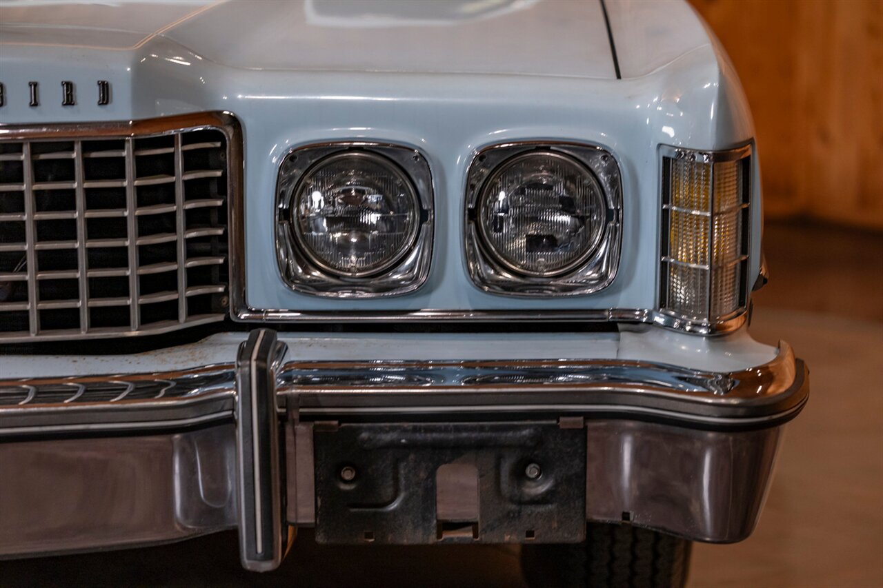 1976 Ford Thunderbird - Photo 12 - Springfield, MO 65802