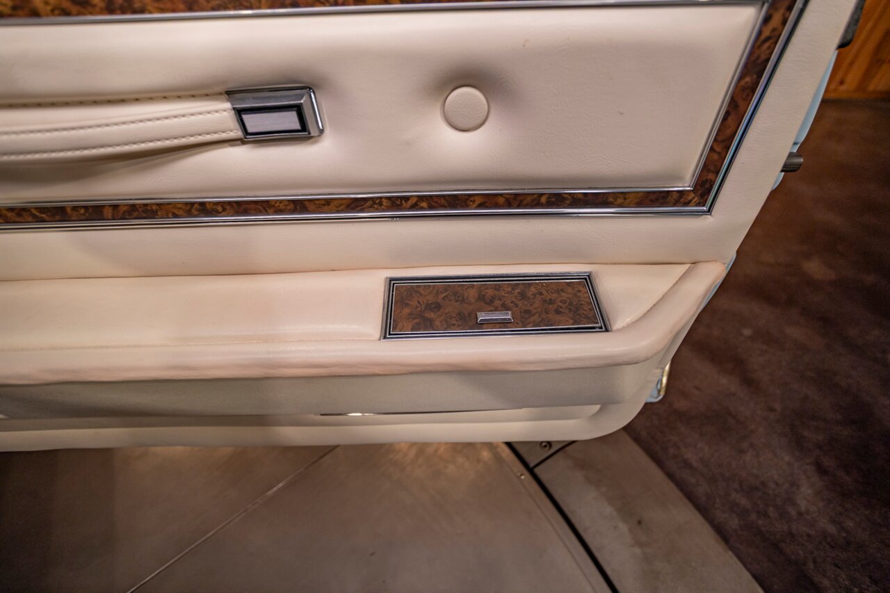 1976 Ford Thunderbird - Photo 46 - Springfield, MO 65802