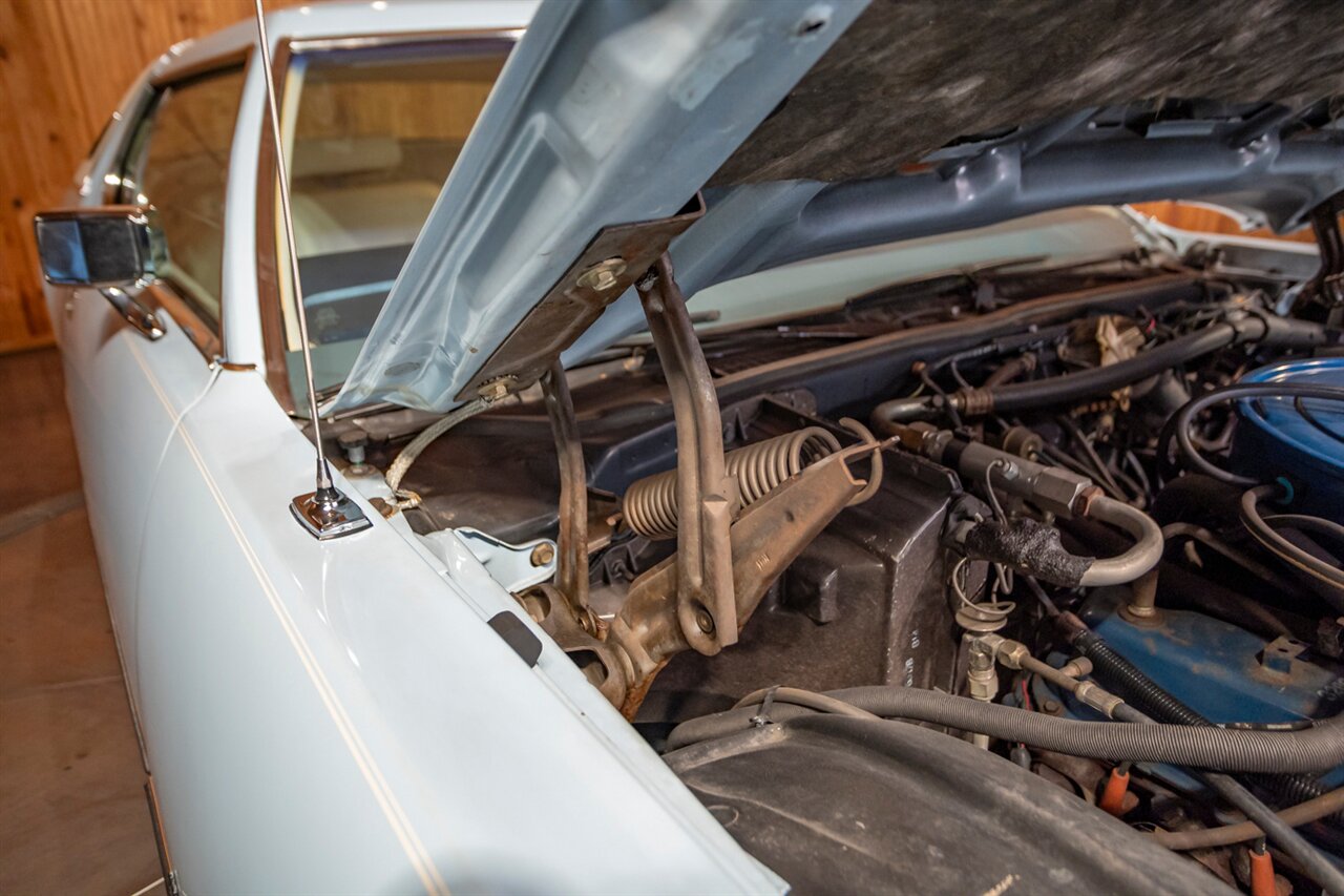 1976 Ford Thunderbird - Photo 95 - Springfield, MO 65802