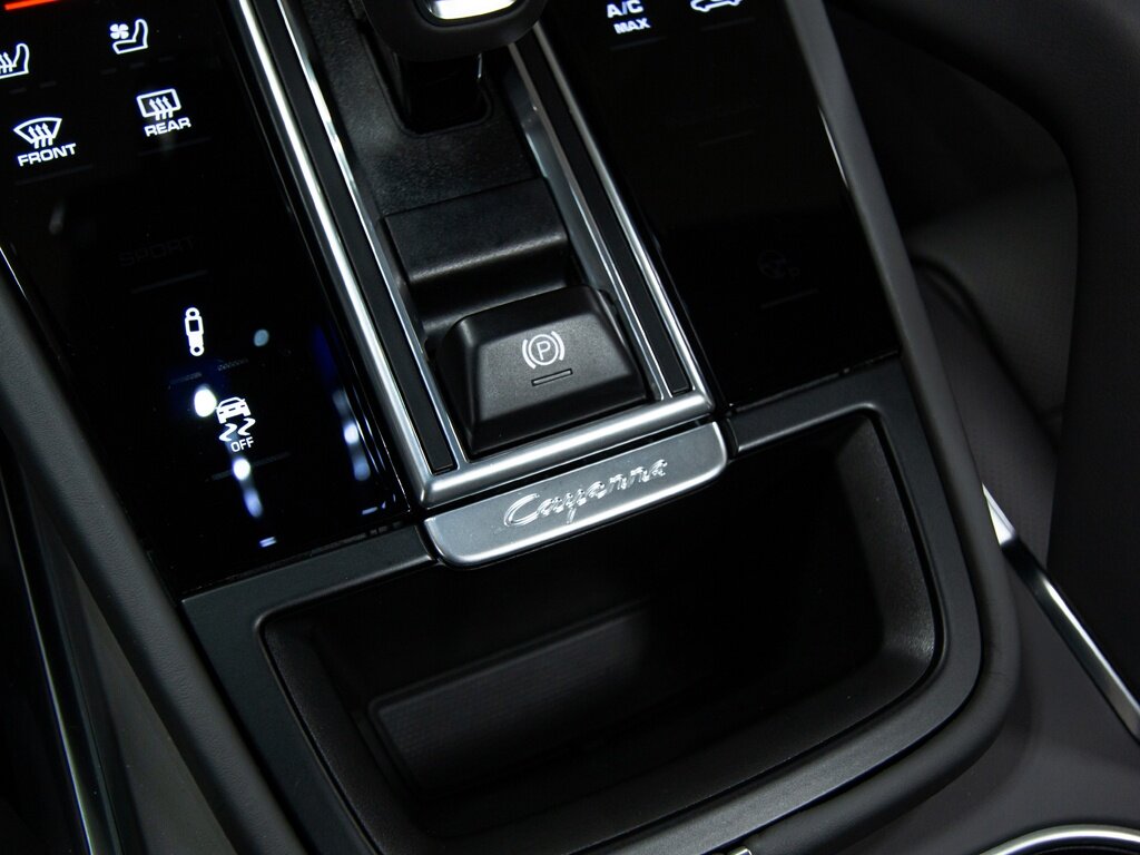 2020 Porsche Cayenne Turbo   - Photo 37 - Springfield, MO 65802