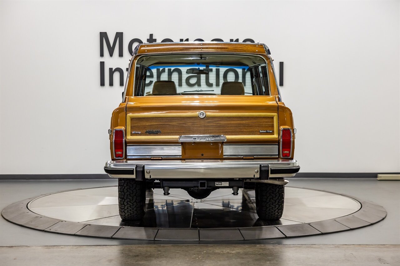 1986 Jeep Grand Wagoneer   - Photo 5 - Springfield, MO 65802