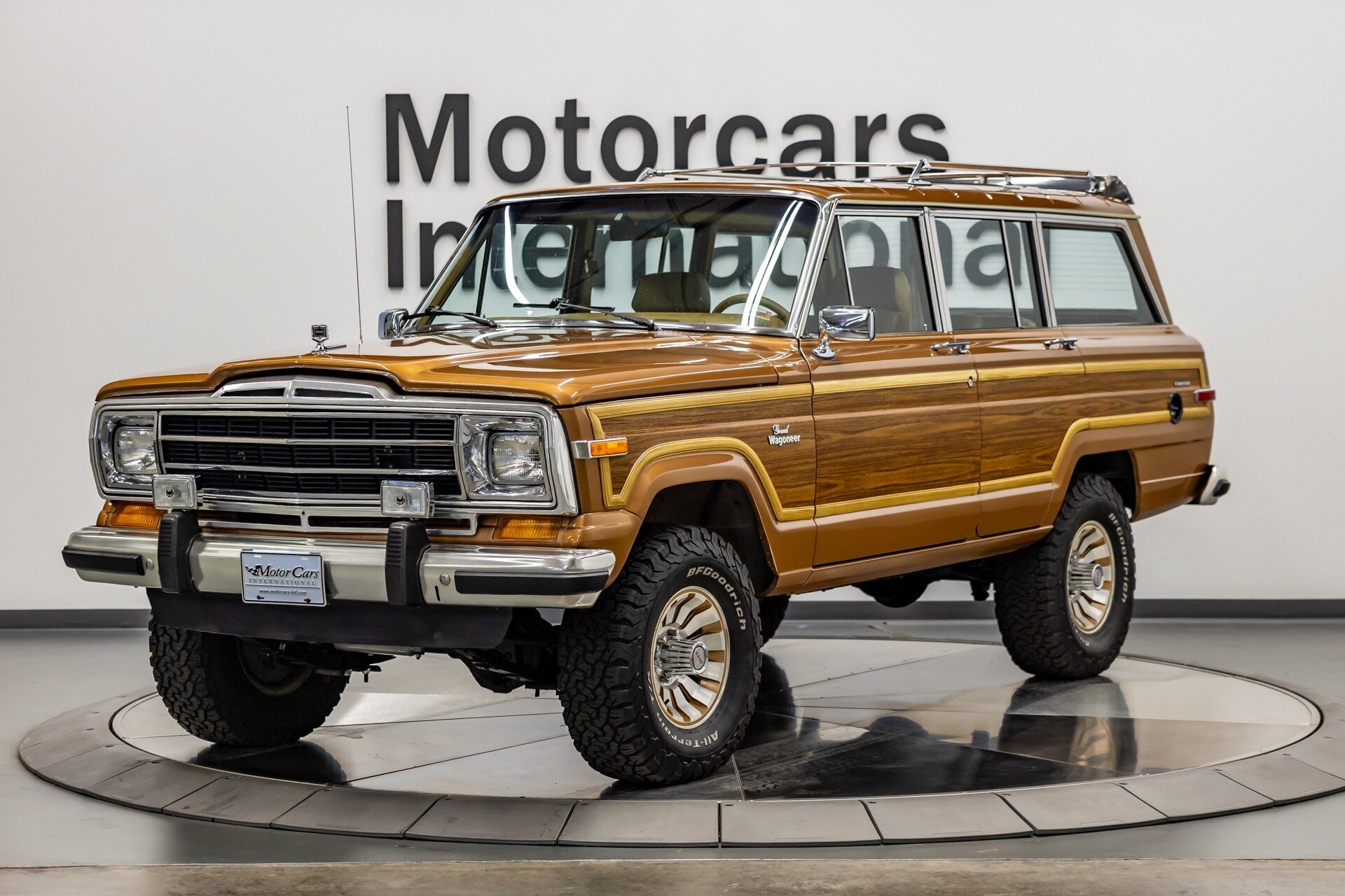 1986 Jeep Grand Wagoneer