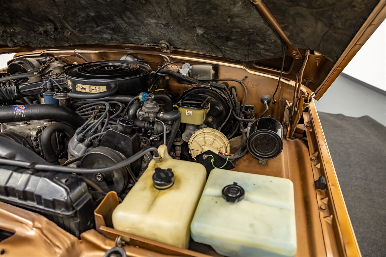1986 Jeep Grand Wagoneer   - Photo 74 - Springfield, MO 65802