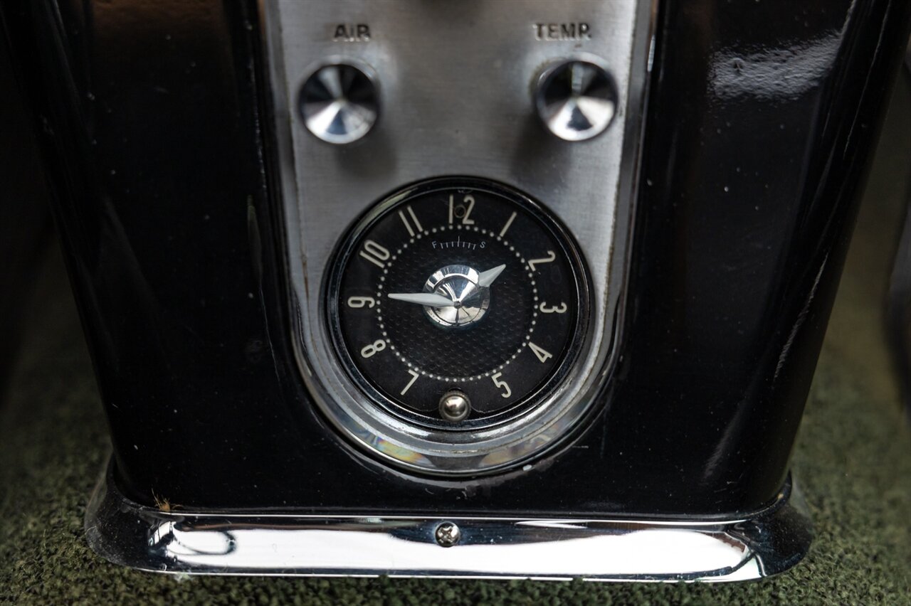 1962 Chevrolet Corvette   - Photo 103 - Springfield, MO 65802