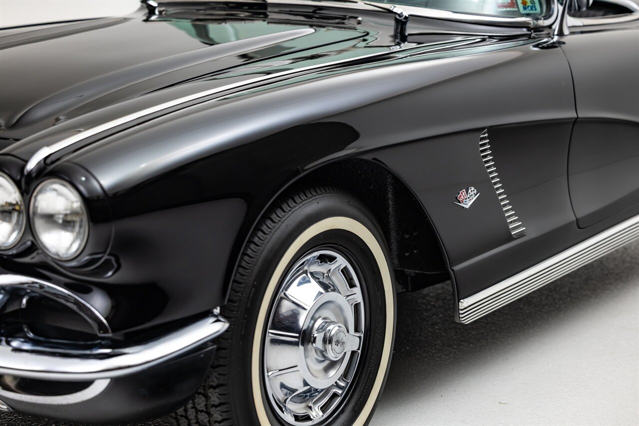 1962 Chevrolet Corvette   - Photo 8 - Springfield, MO 65802