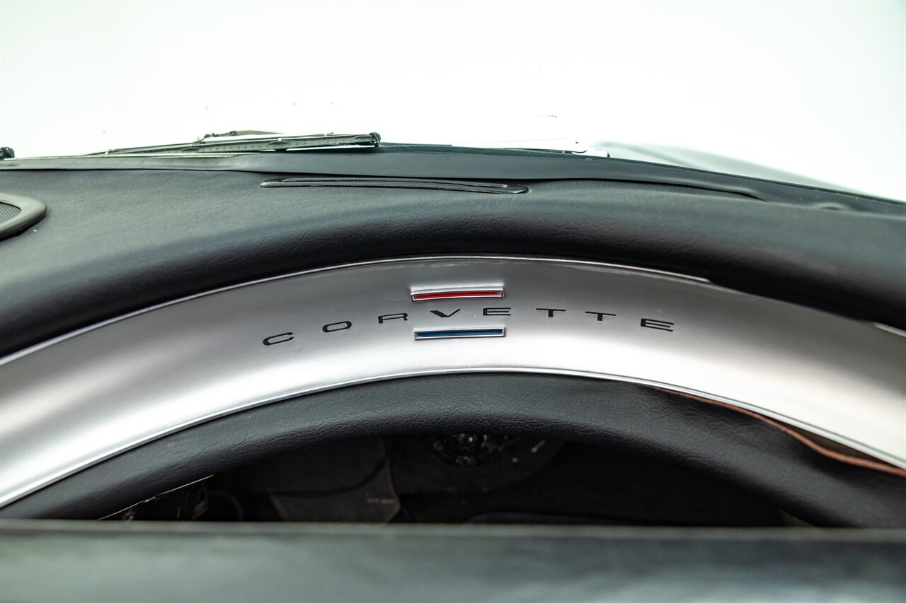 1962 Chevrolet Corvette   - Photo 106 - Springfield, MO 65802