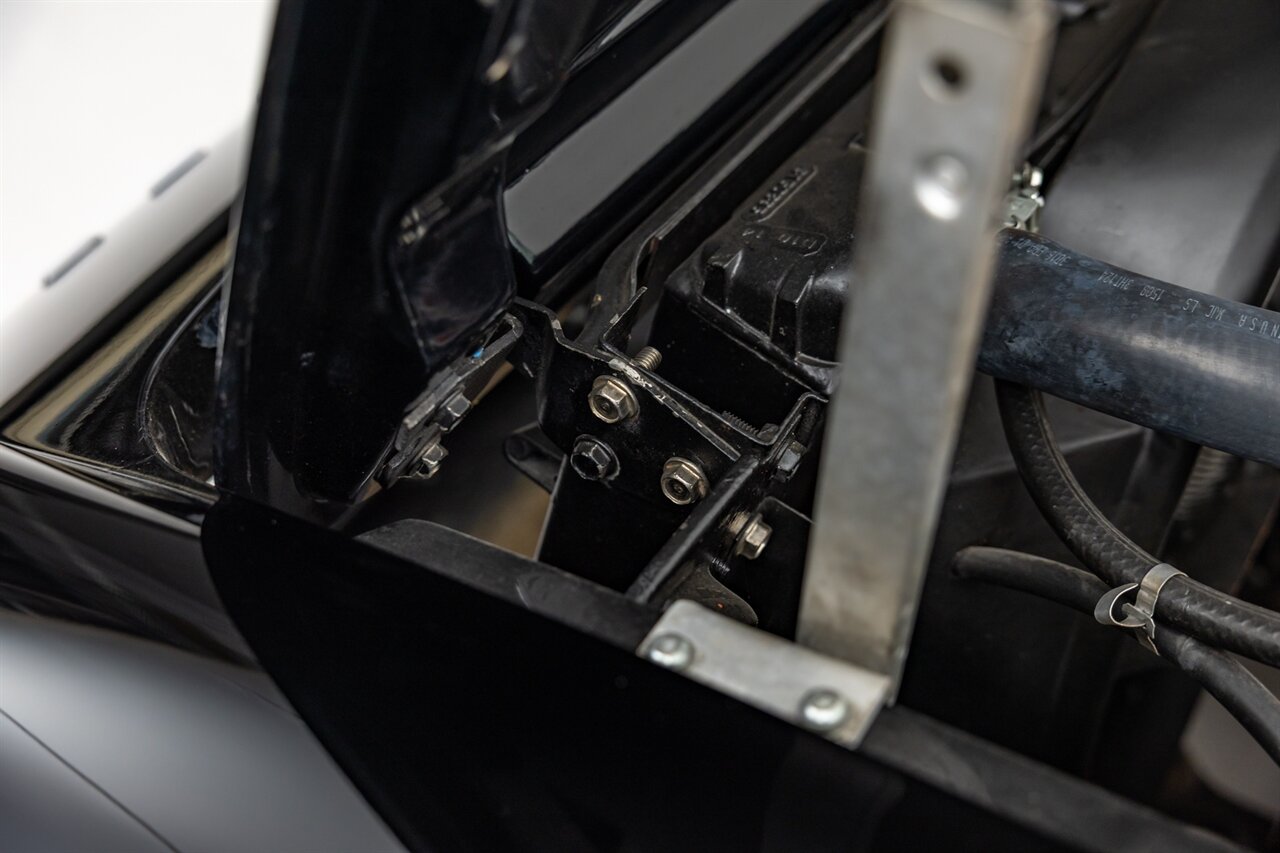 1962 Chevrolet Corvette   - Photo 54 - Springfield, MO 65802