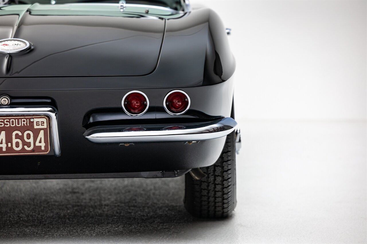 1962 Chevrolet Corvette   - Photo 33 - Springfield, MO 65802