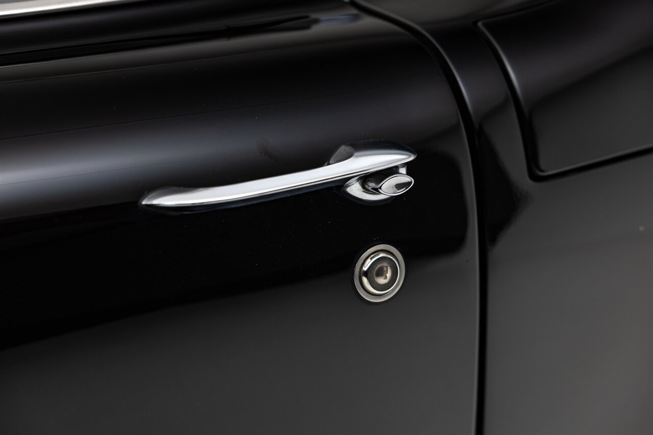 1962 Chevrolet Corvette   - Photo 25 - Springfield, MO 65802