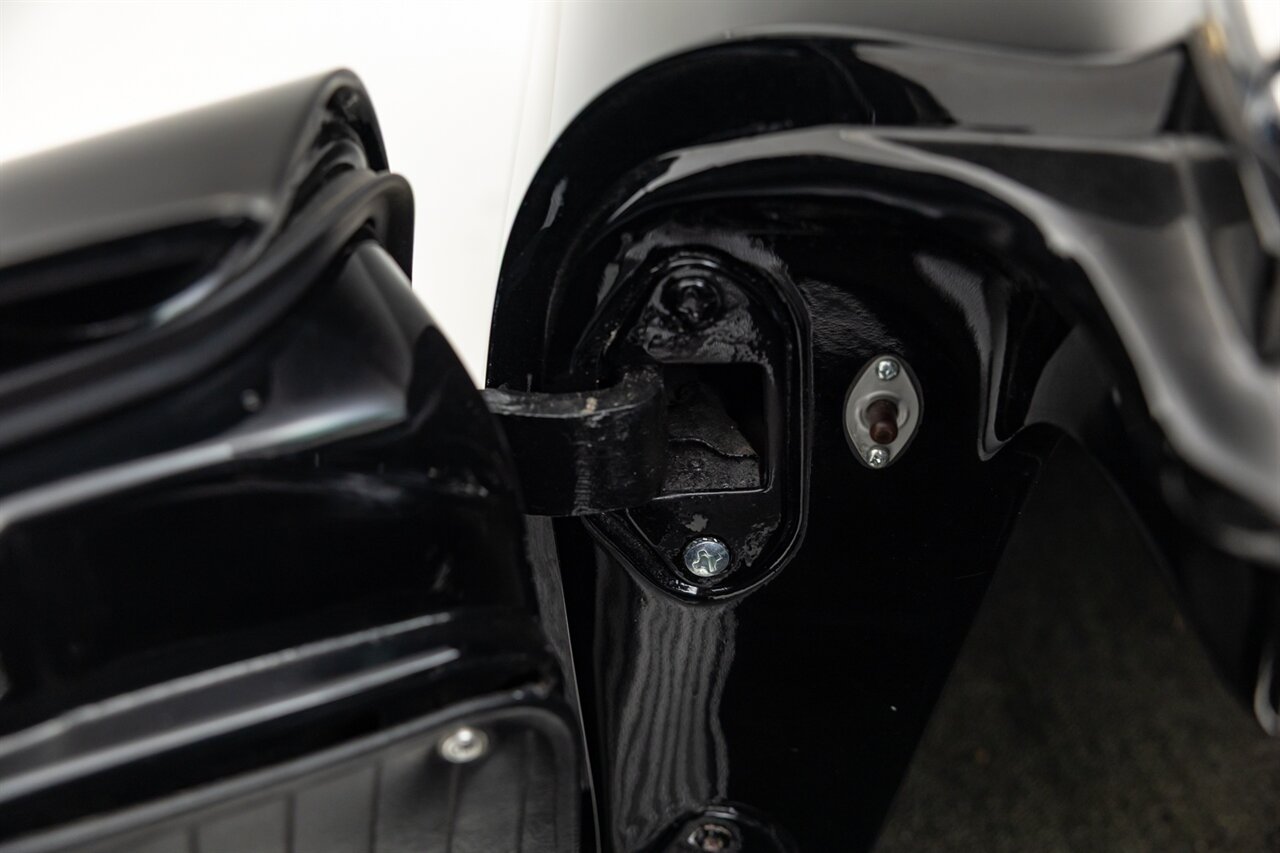 1962 Chevrolet Corvette   - Photo 81 - Springfield, MO 65802