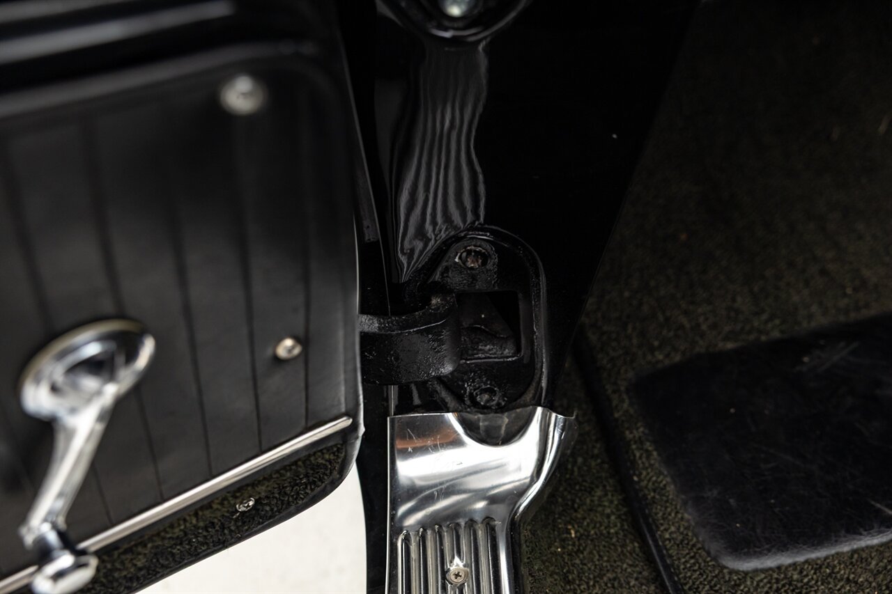 1962 Chevrolet Corvette   - Photo 82 - Springfield, MO 65802