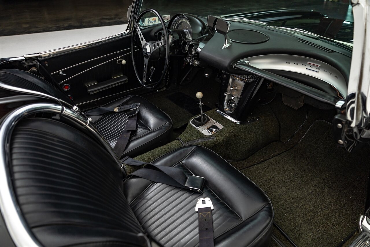 1962 Chevrolet Corvette   - Photo 48 - Springfield, MO 65802