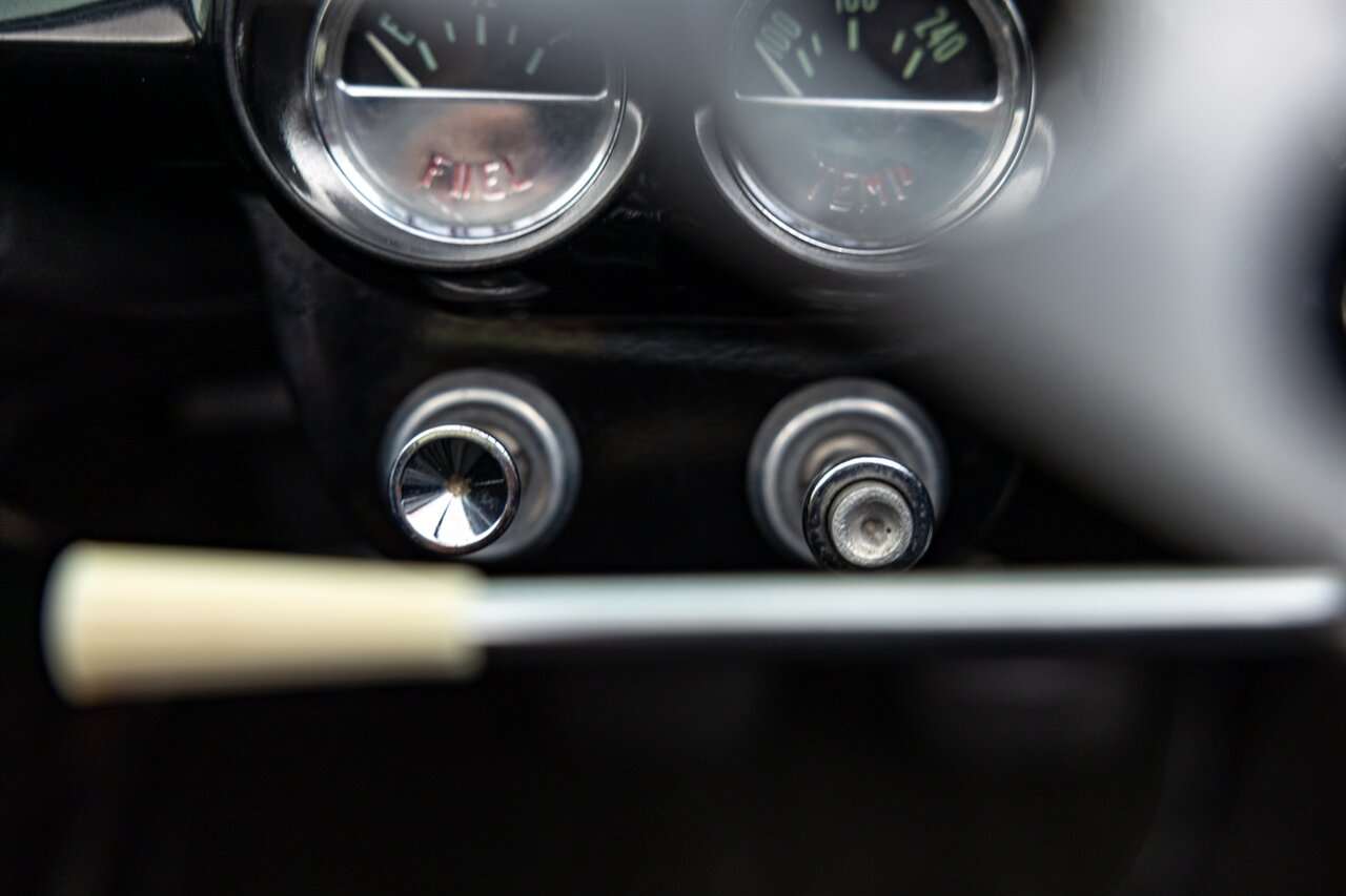 1962 Chevrolet Corvette   - Photo 100 - Springfield, MO 65802