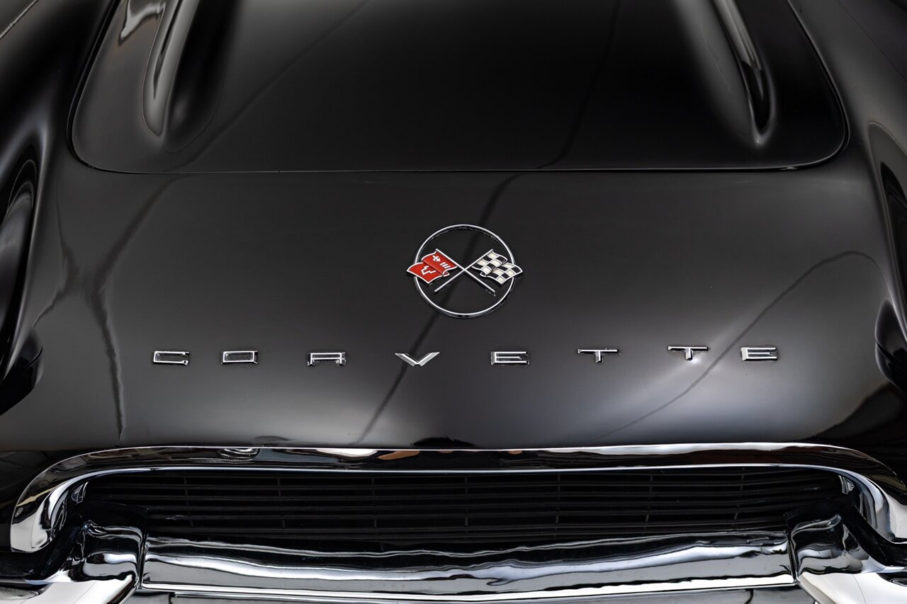 1962 Chevrolet Corvette   - Photo 20 - Springfield, MO 65802