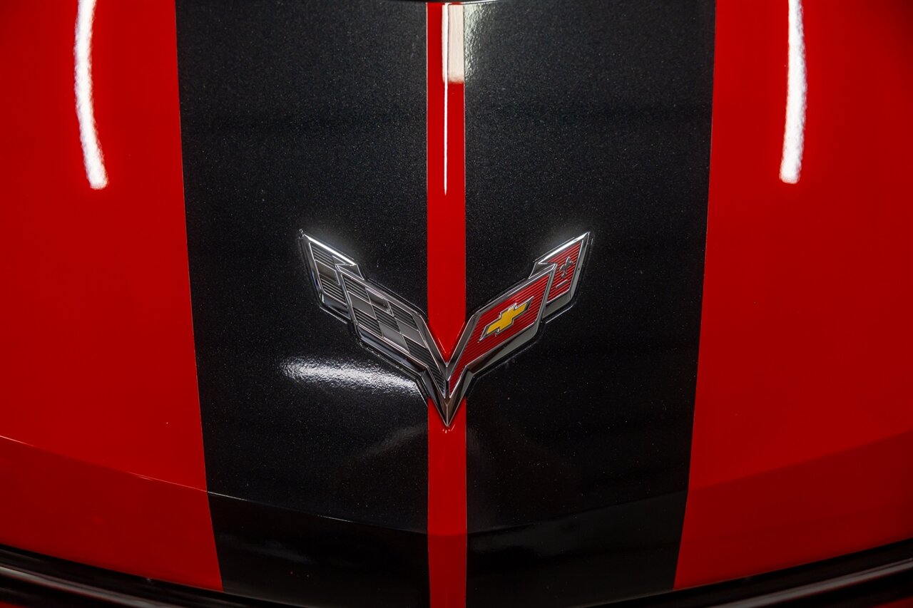 2015 Chevrolet Corvette Stingray   - Photo 20 - Springfield, MO 65802