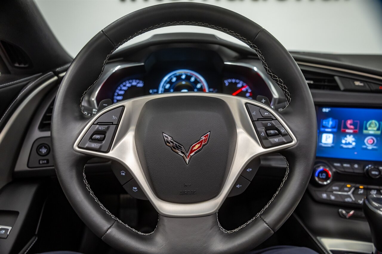 2015 Chevrolet Corvette Stingray   - Photo 28 - Springfield, MO 65802