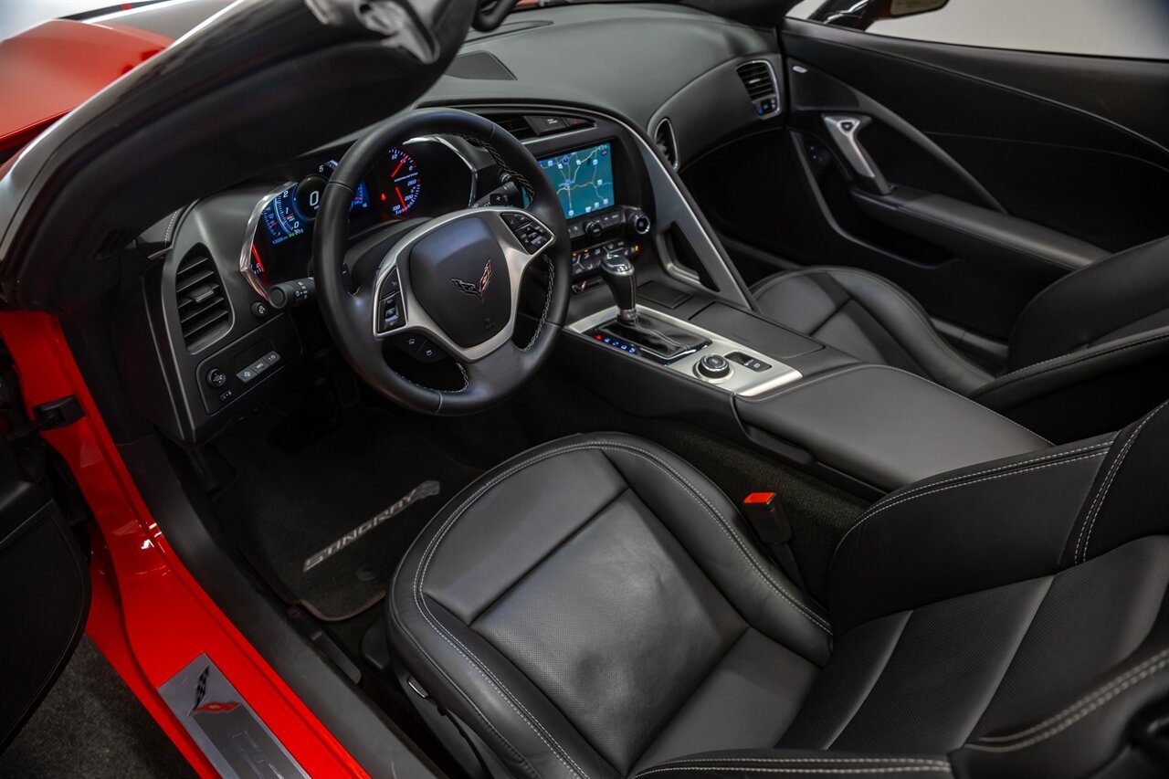 2015 Chevrolet Corvette Stingray   - Photo 39 - Springfield, MO 65802