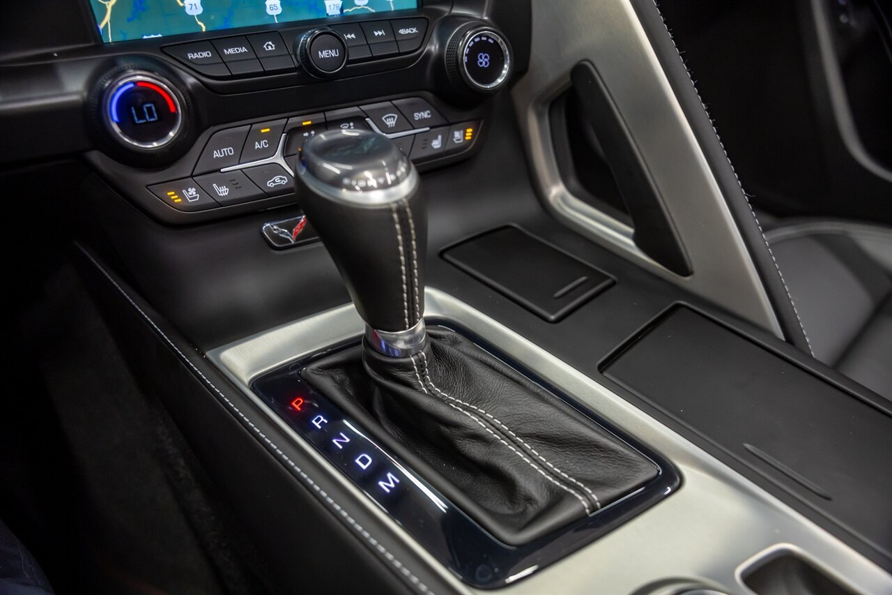 2015 Chevrolet Corvette Stingray   - Photo 32 - Springfield, MO 65802