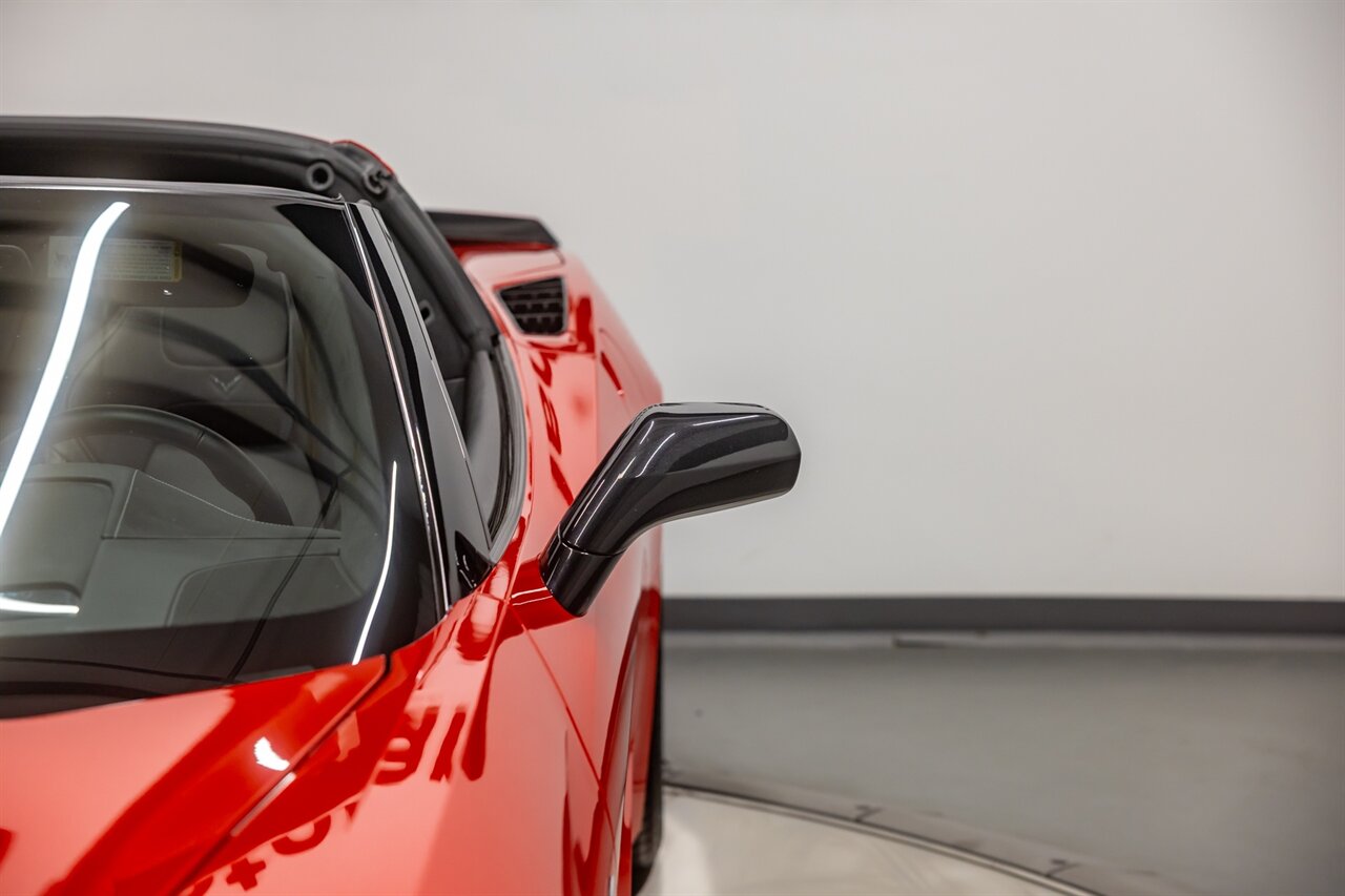2015 Chevrolet Corvette Stingray   - Photo 22 - Springfield, MO 65802