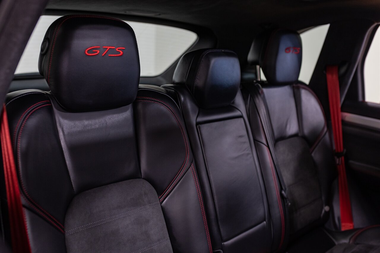 2017 Porsche Cayenne GTS   - Photo 57 - Springfield, MO 65802