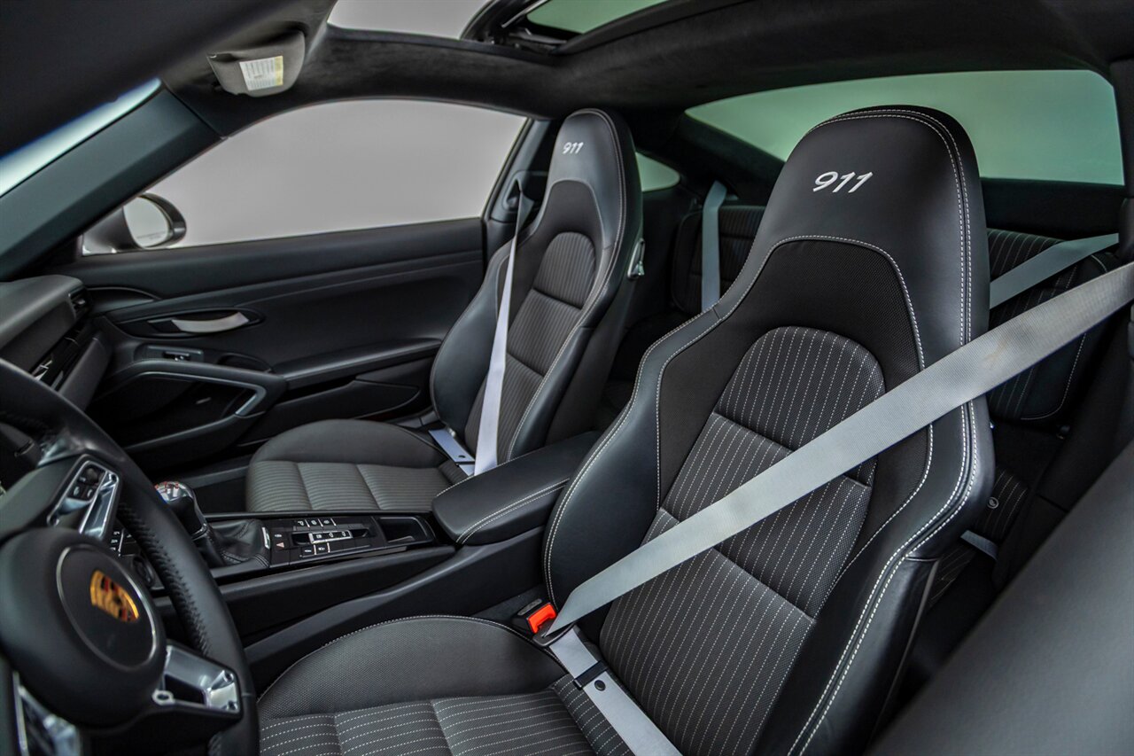 2018 Porsche 911 Carrera T   - Photo 2 - Springfield, MO 65802