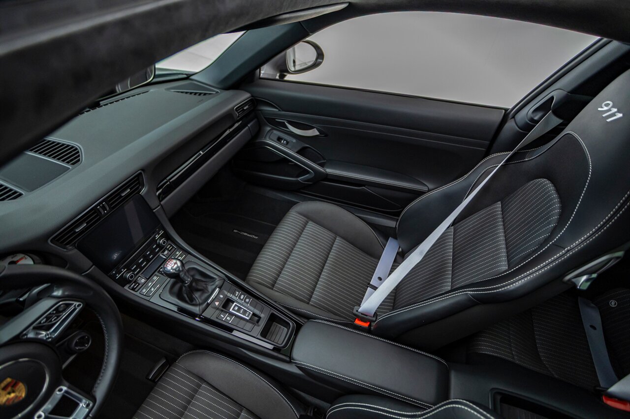 2018 Porsche 911 Carrera T   - Photo 23 - Springfield, MO 65802