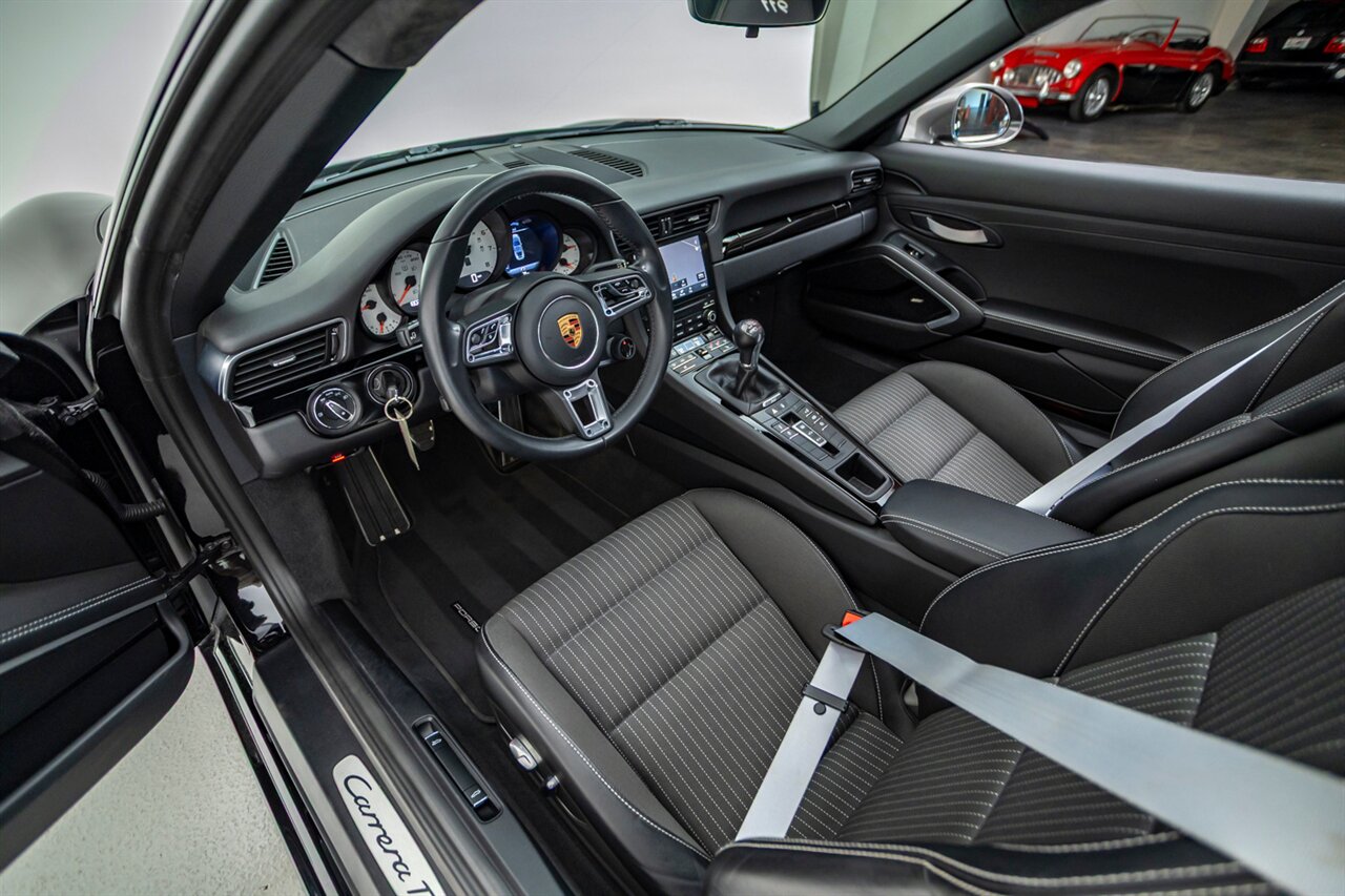 2018 Porsche 911 Carrera T   - Photo 36 - Springfield, MO 65802