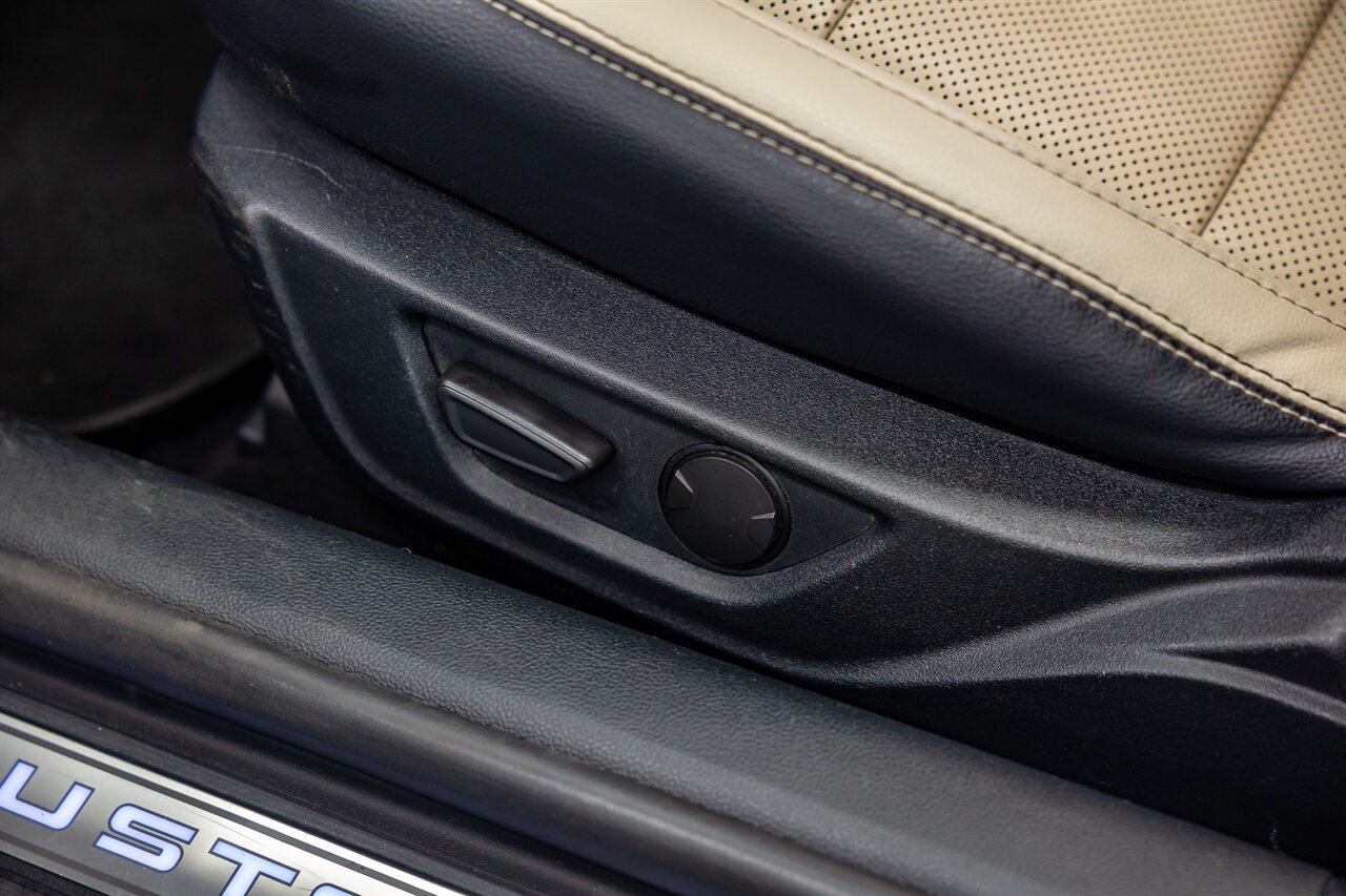 2020 Ford Mustang EcoBoost - Photo 36 - Springfield, MO 65802