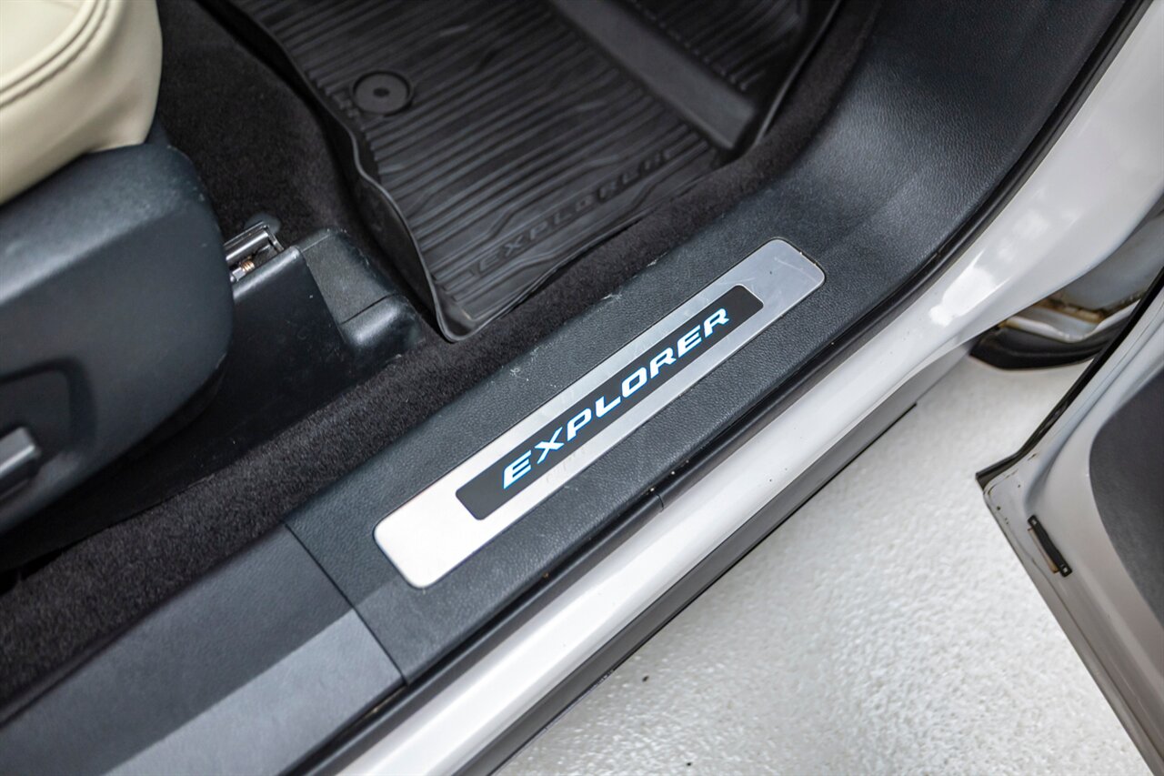 2019 Ford Explorer Platinum - Photo 34 - Springfield, MO 65802
