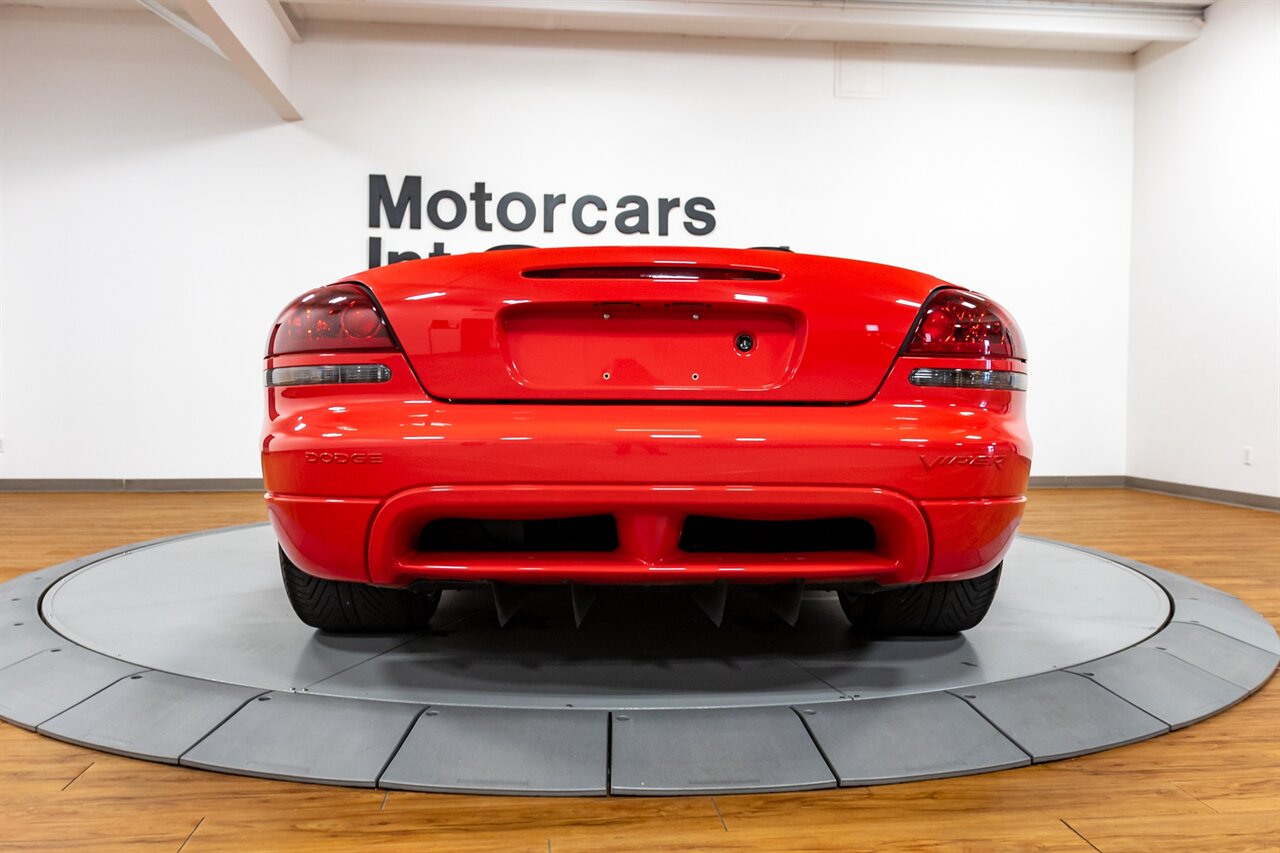 2005 Dodge Viper SRT-10   - Photo 41 - Springfield, MO 65802