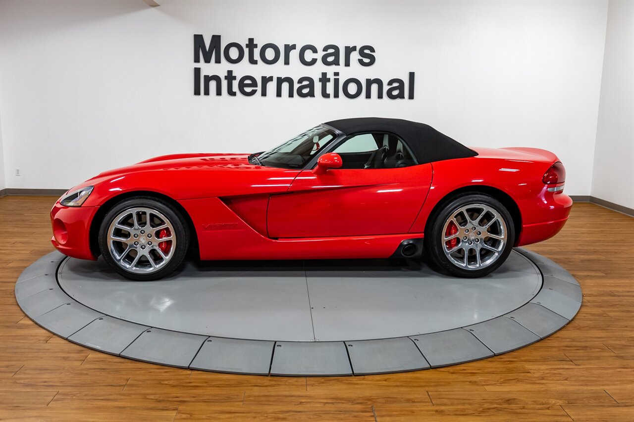 2005 Dodge Viper SRT-10   - Photo 4 - Springfield, MO 65802