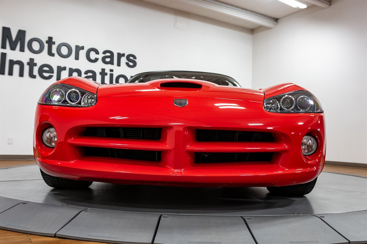 2005 Dodge Viper SRT-10   - Photo 33 - Springfield, MO 65802