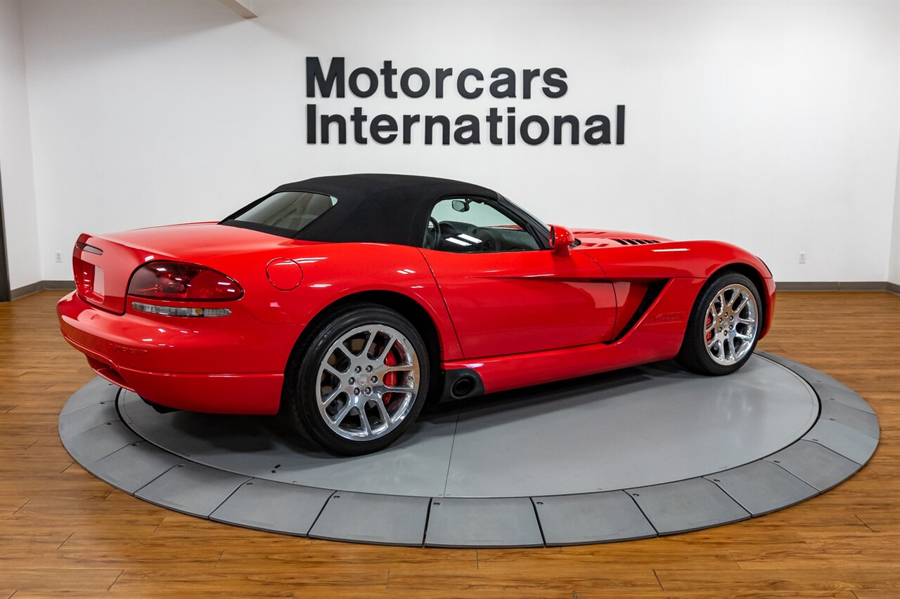 2005 Dodge Viper SRT-10   - Photo 8 - Springfield, MO 65802