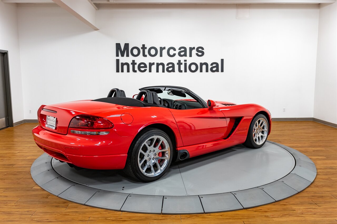 2005 Dodge Viper SRT-10   - Photo 51 - Springfield, MO 65802