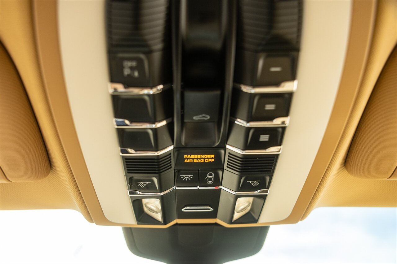 2011 Porsche Panamera 4 - Photo 41 - Springfield, MO 65802