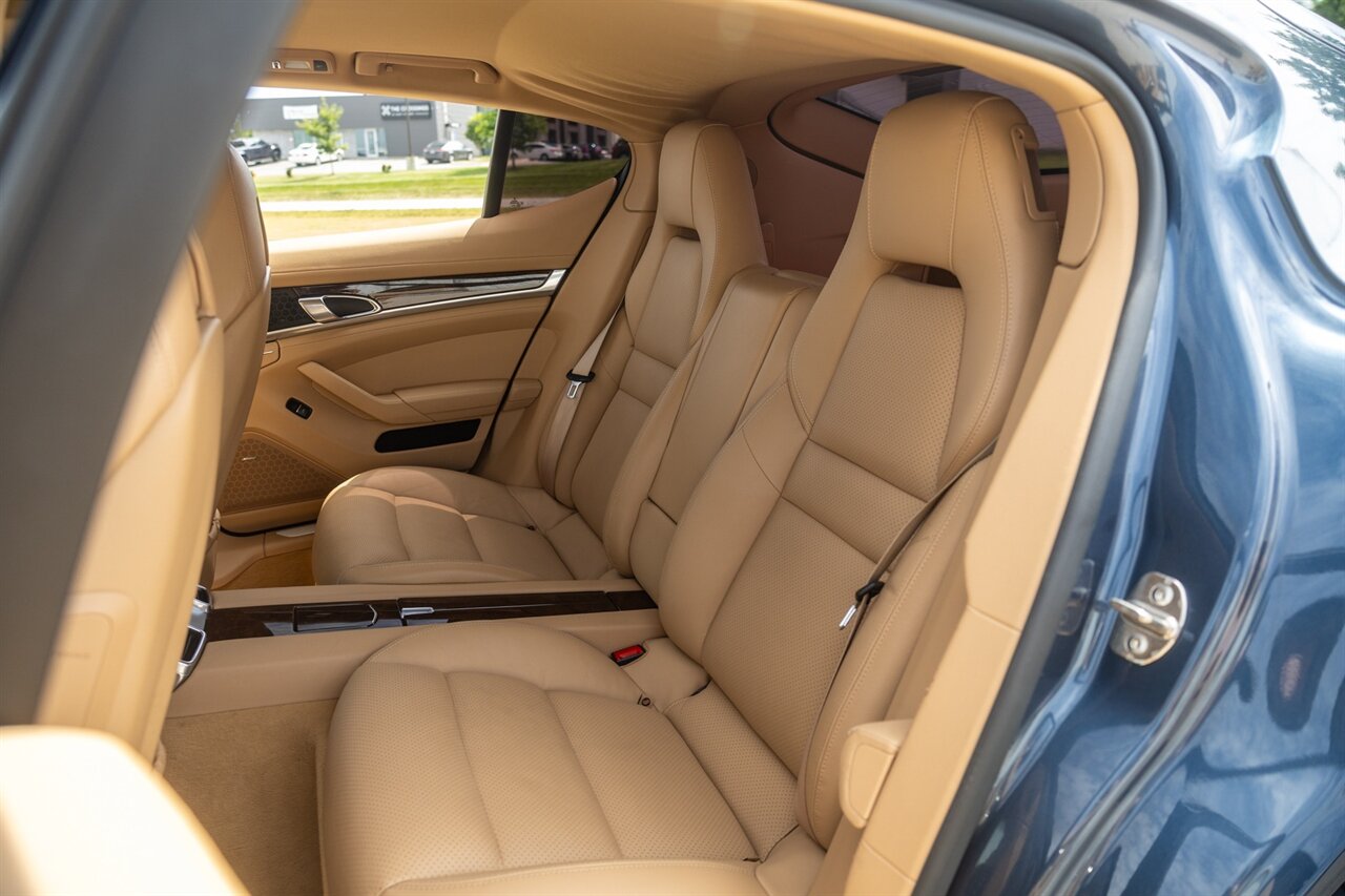 2011 Porsche Panamera 4 - Photo 17 - Springfield, MO 65802