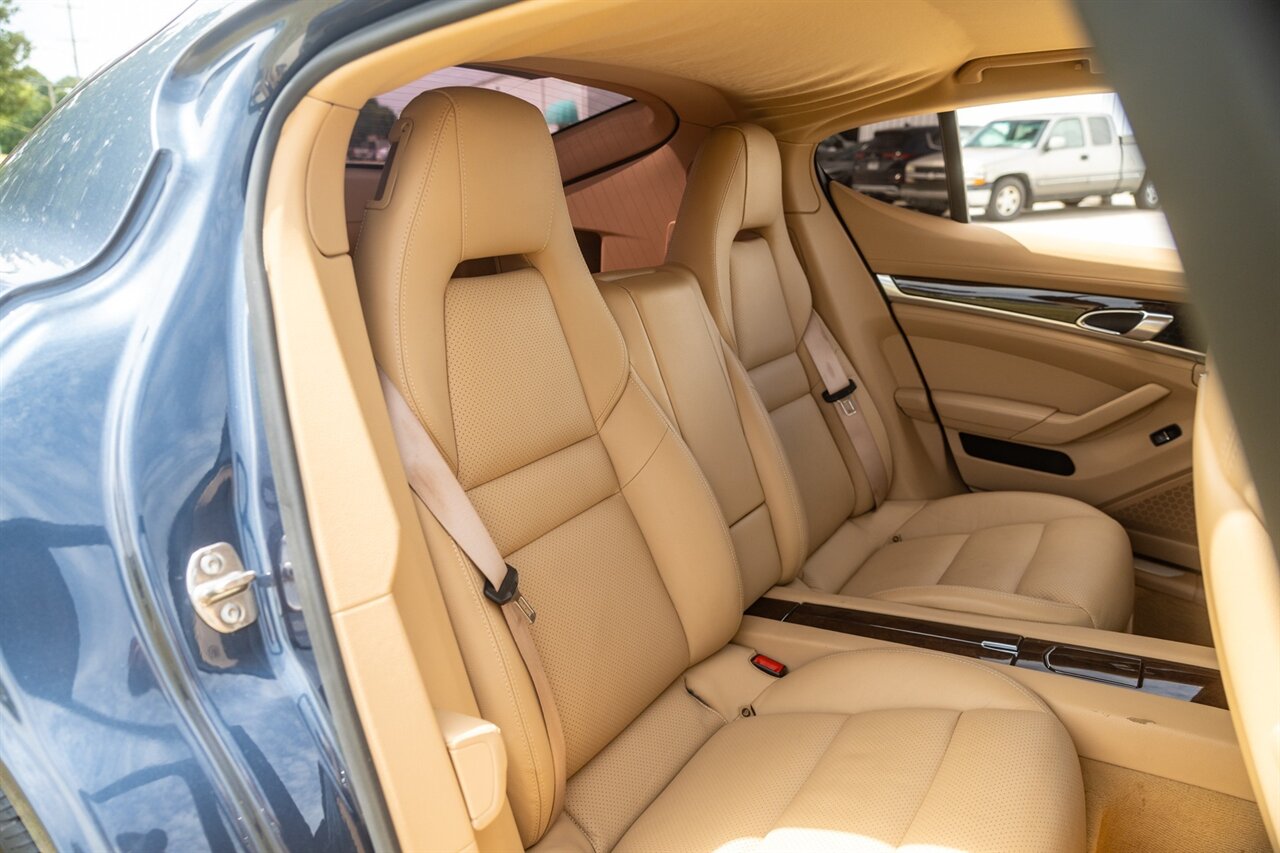 2011 Porsche Panamera 4 - Photo 21 - Springfield, MO 65802
