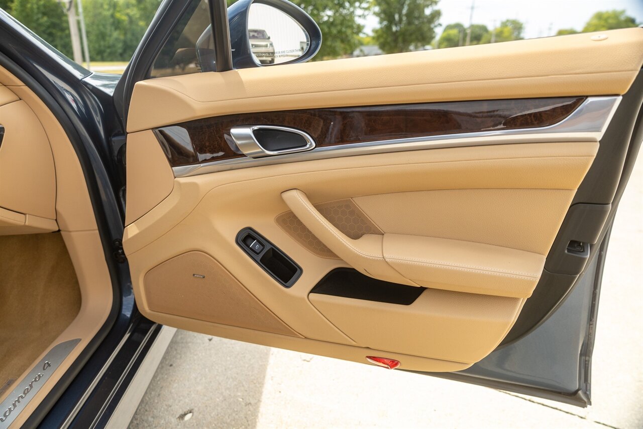 2011 Porsche Panamera 4 - Photo 45 - Springfield, MO 65802