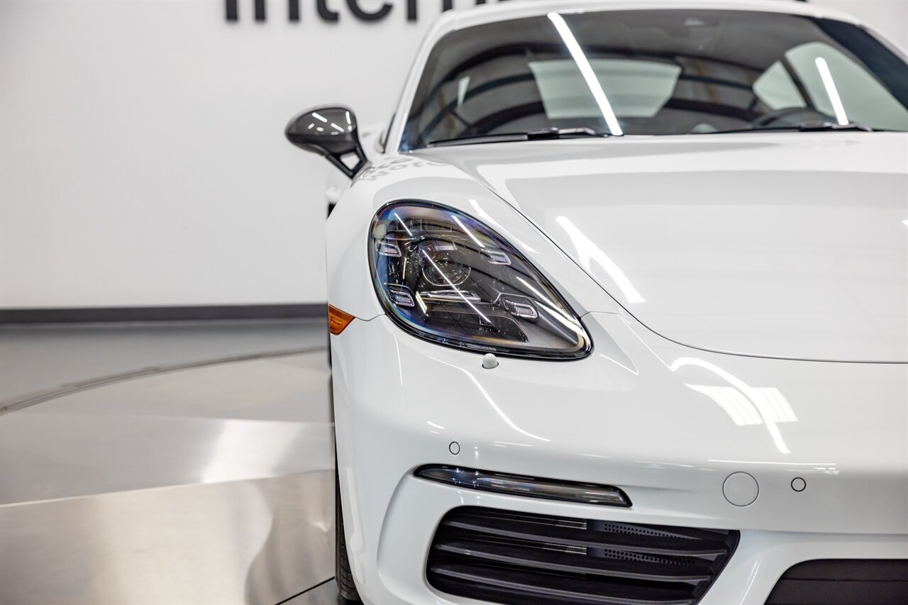 2021 Porsche 718 Cayman T   - Photo 11 - Springfield, MO 65802