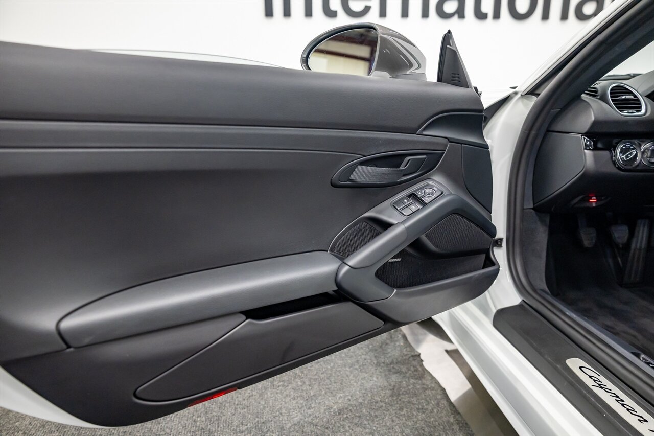 2021 Porsche 718 Cayman T   - Photo 39 - Springfield, MO 65802