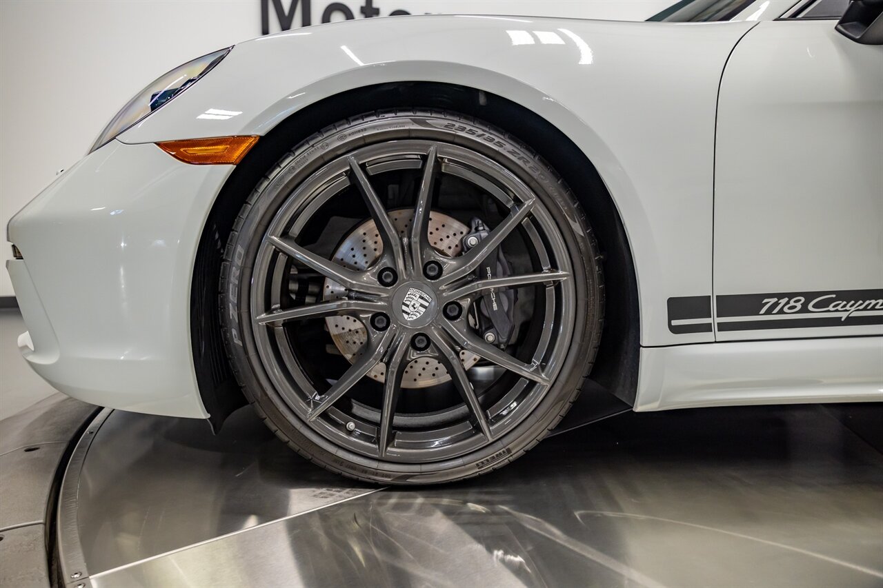2021 Porsche 718 Cayman T   - Photo 16 - Springfield, MO 65802