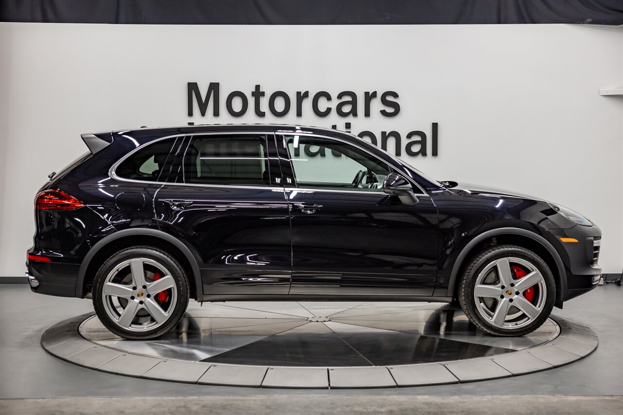 2018 Porsche Cayenne Turbo   - Photo 7 - Springfield, MO 65802