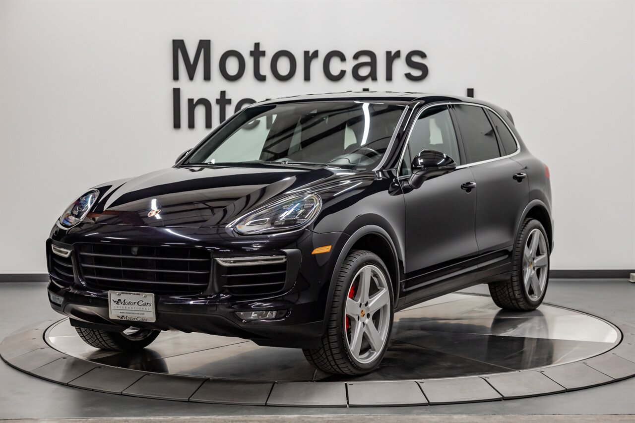 2018 Porsche Cayenne Turbo   - Photo 1 - Springfield, MO 65802