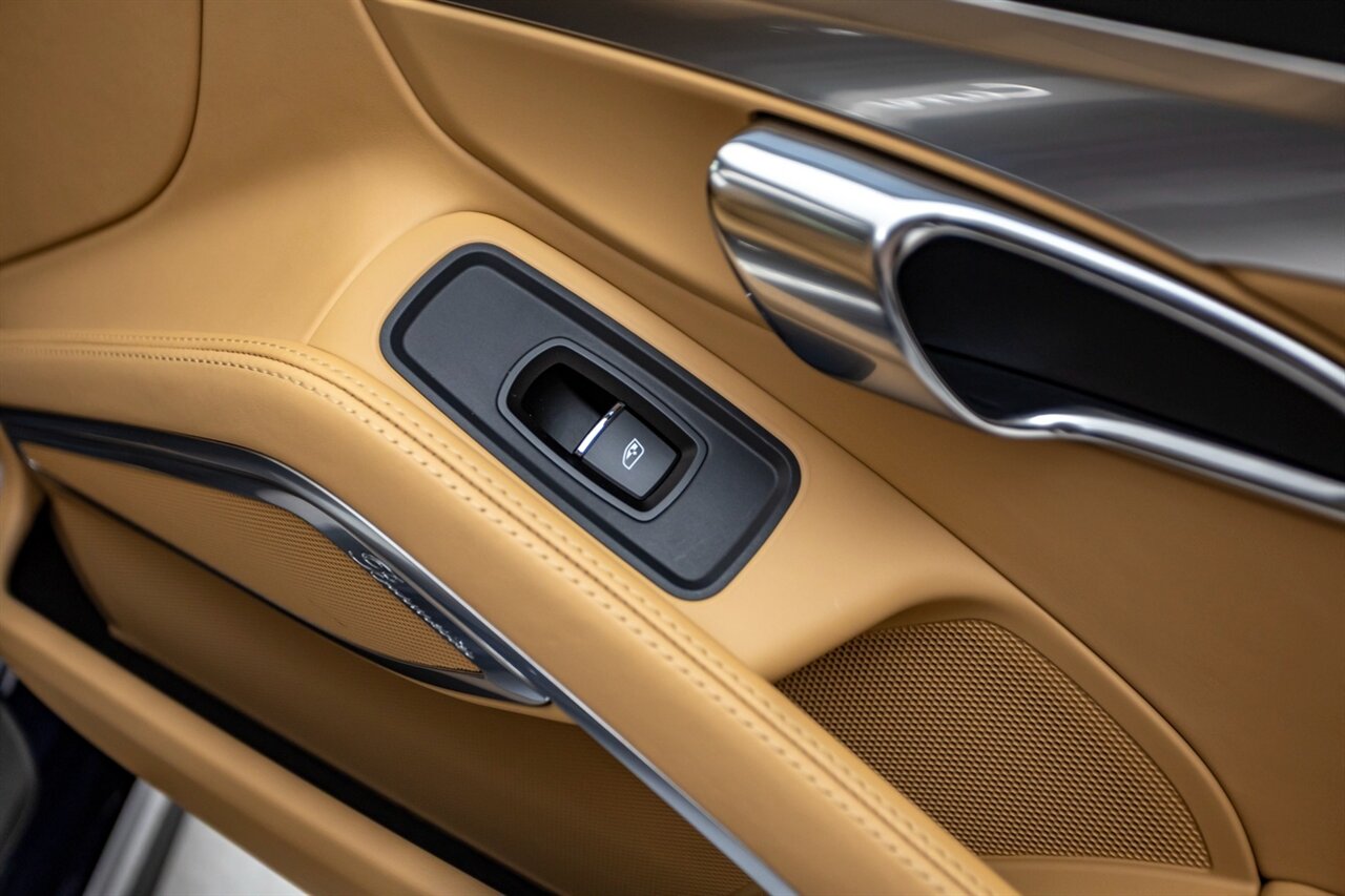 2017 Porsche 911 Carrera 4S - Photo 45 - Springfield, MO 65802