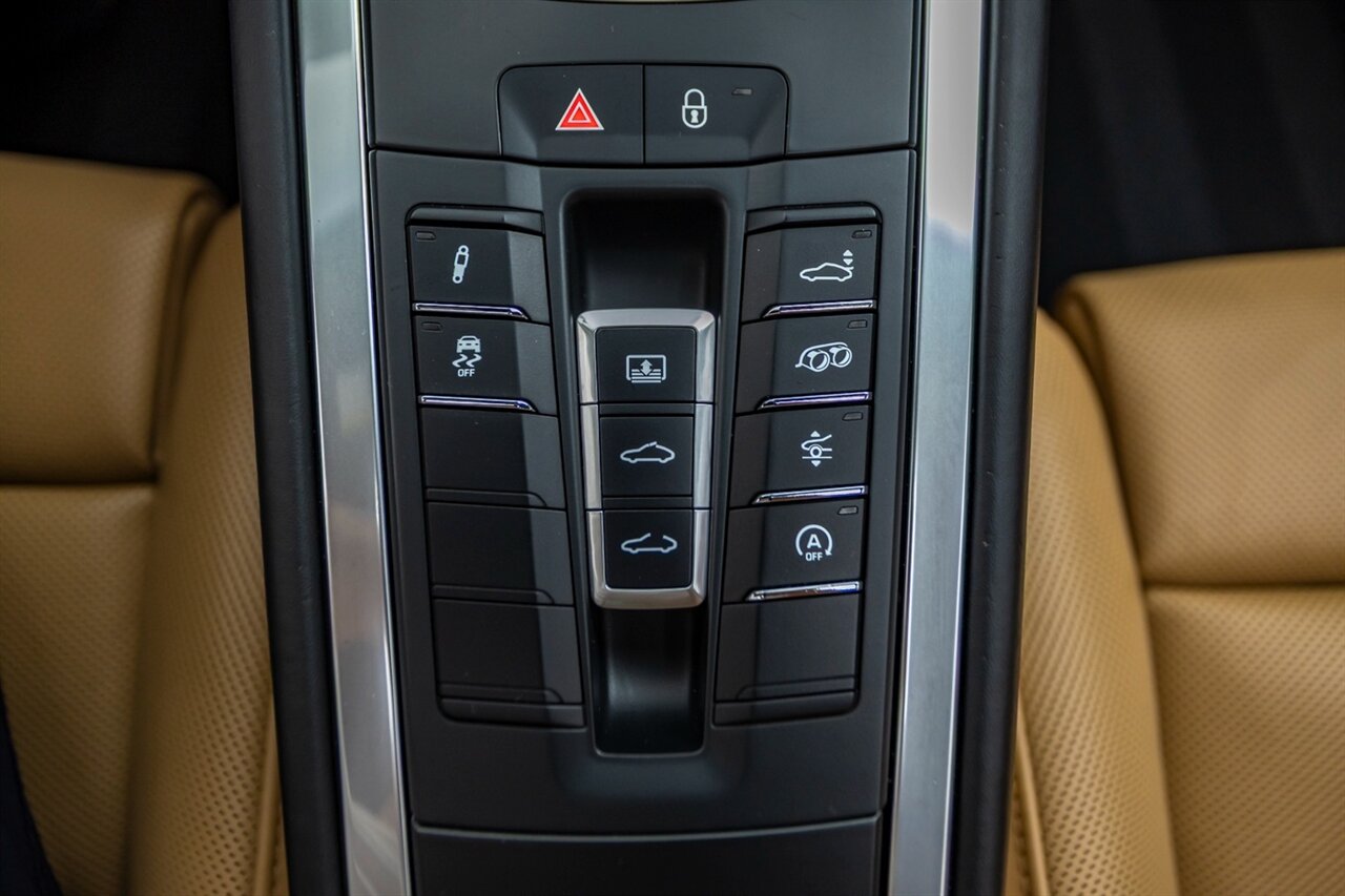 2017 Porsche 911 Carrera 4S - Photo 40 - Springfield, MO 65802